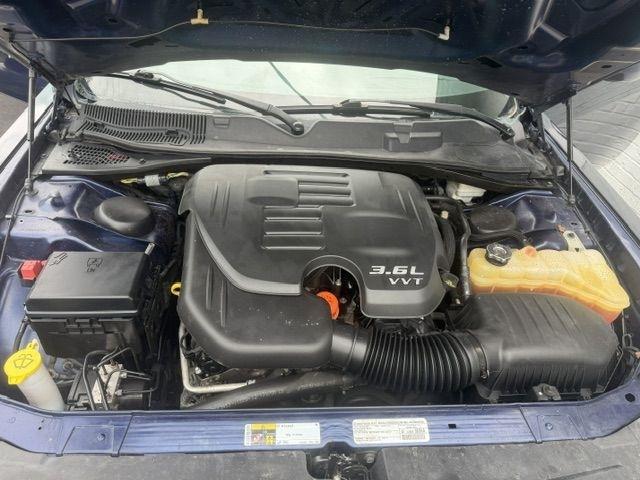 Dodge Challenger 2dr Cpe SXT Plus 2014