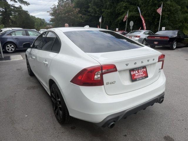 Volvo S60 T5 AWD Dynamic 2017
