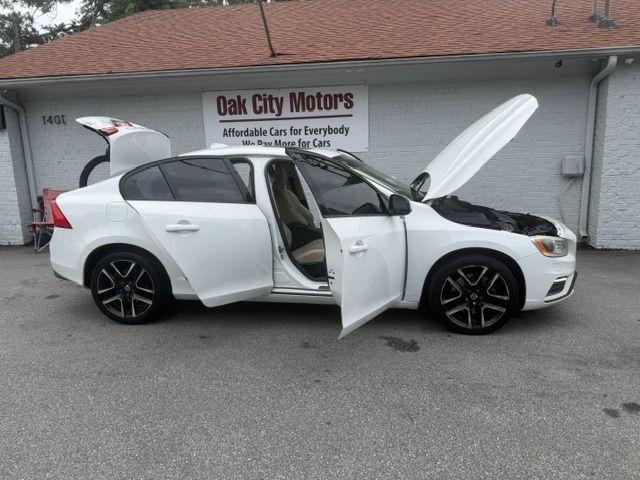 Volvo S60 T5 AWD Dynamic 2017