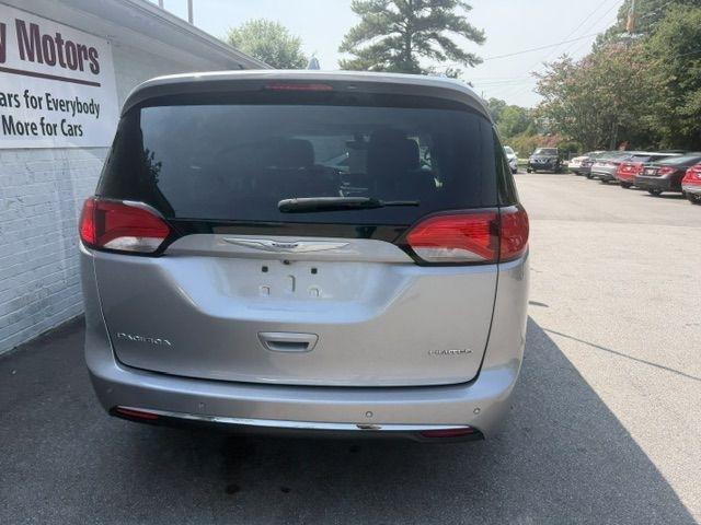 Chrysler Pacifica Limited FWD 2020
