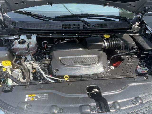 Chrysler Pacifica Limited FWD 2020