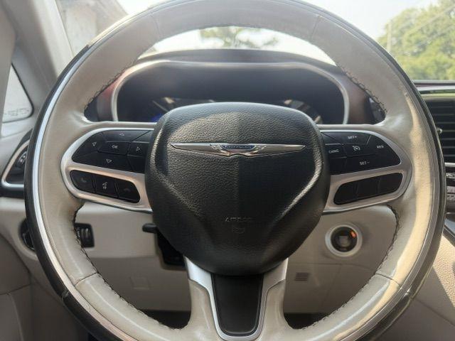 Chrysler Pacifica Limited FWD 2020