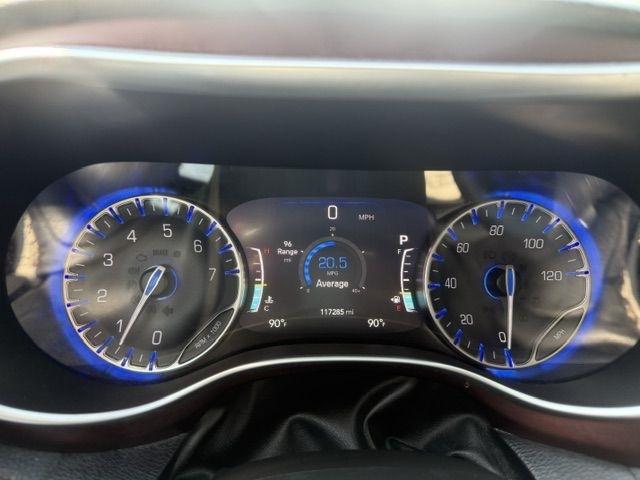 Chrysler Pacifica Limited FWD 2020