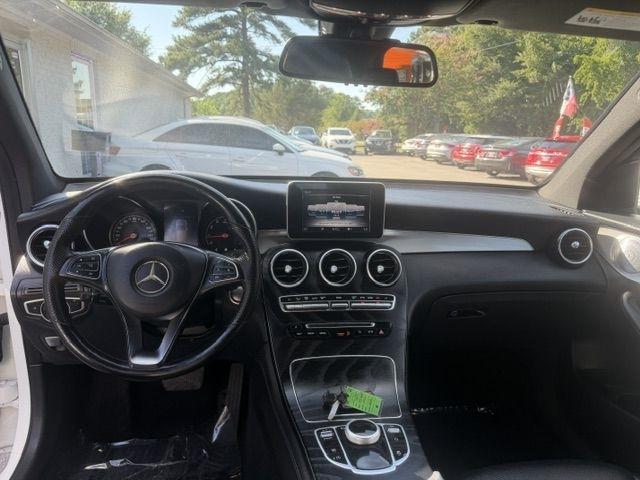 Mercedes-Benz GLC GLC 300 4MATIC SUV 2019