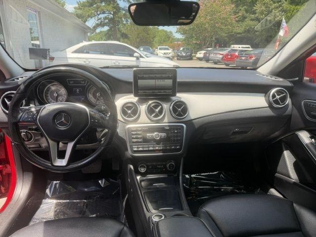 Mercedes-Benz GLA-Class 4MATIC 4dr GLA 250 2015