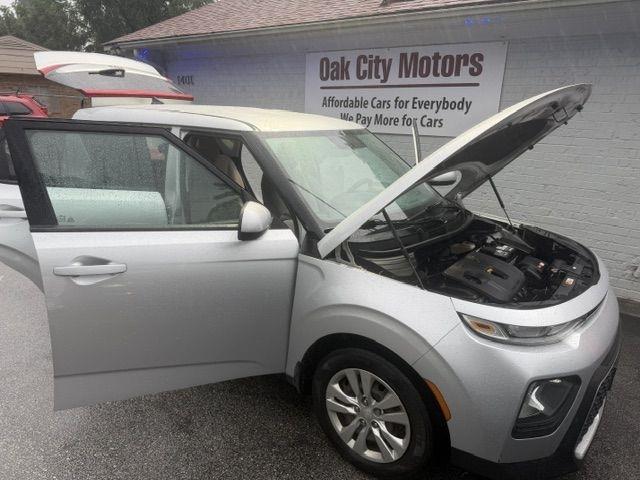 Kia Soul LX IVT 2020