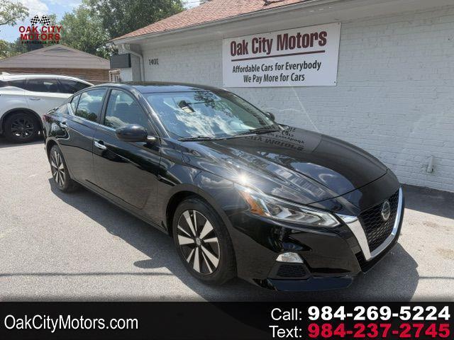 Nissan Altima 2.5 SV Sedan 2021