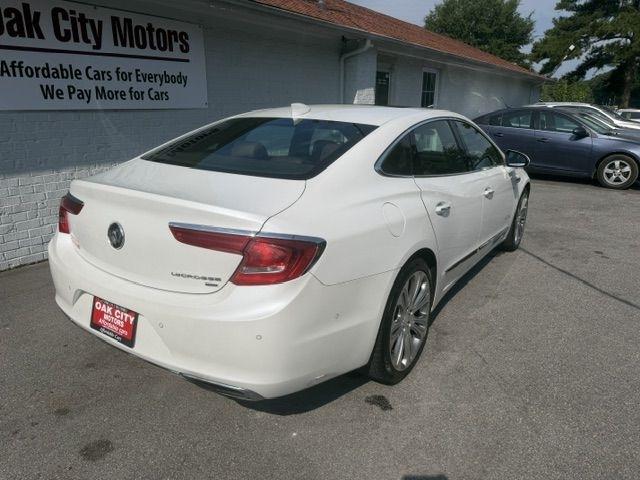 Buick LaCrosse 4dr Sdn Avenir AWD 2019