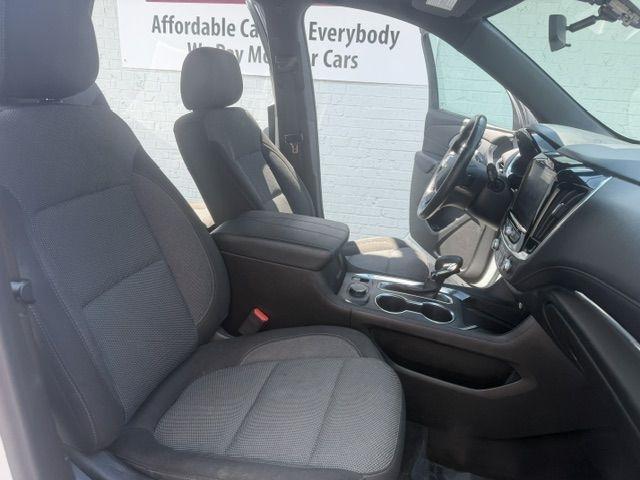 Chevrolet Traverse AWD 4dr LT Cloth w/1LT 2022