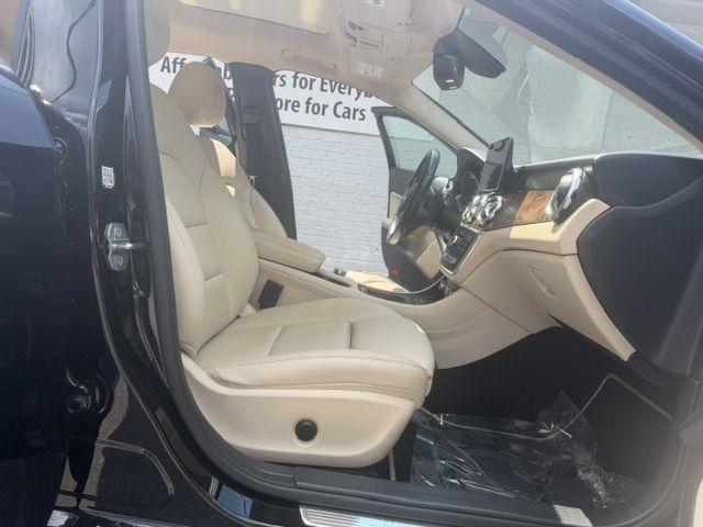 Mercedes-Benz GLA GLA 250 SUV 2019