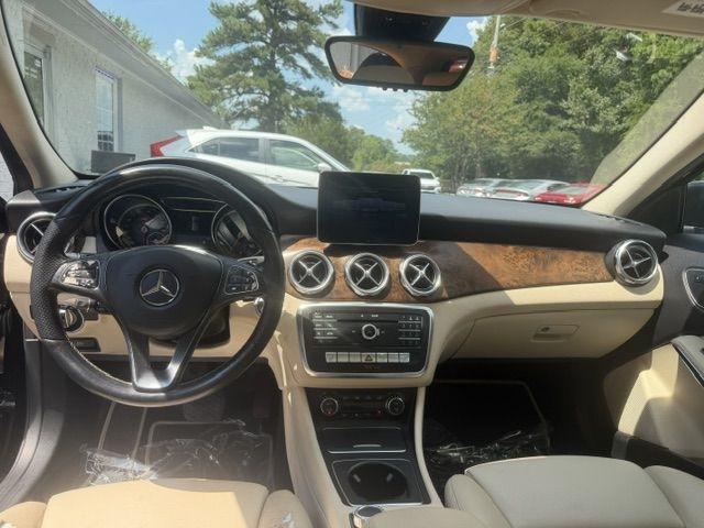Mercedes-Benz GLA GLA 250 SUV 2019