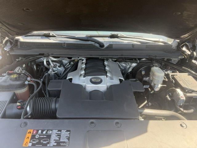 Cadillac Escalade 2WD 4dr Luxury 2017