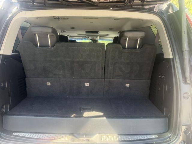Cadillac Escalade 2WD 4dr Luxury 2017