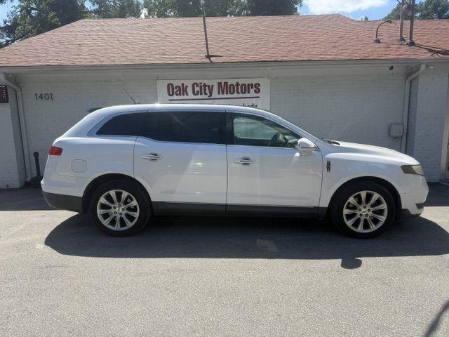 Lincoln MKT 4dr Wgn 3.7L FWD 2013
