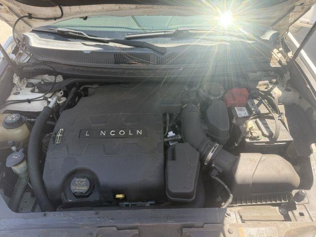 Lincoln MKT 4dr Wgn 3.7L FWD 2013