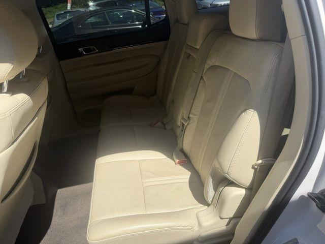 Lincoln MKT 4dr Wgn 3.7L FWD 2013