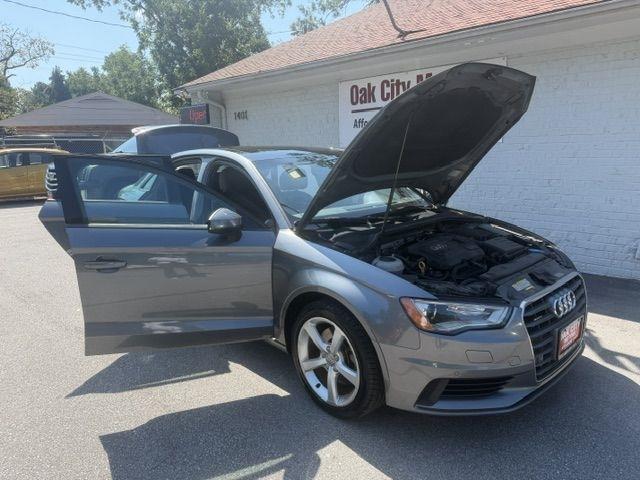 Audi A3 4dr Sdn quattro 2.0T Premium 2016