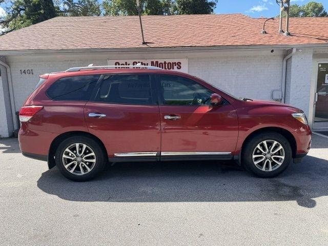 Nissan Pathfinder 4WD 4dr SL 2016