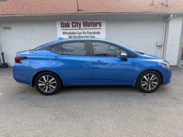 Nissan Versa SV CVT 2021