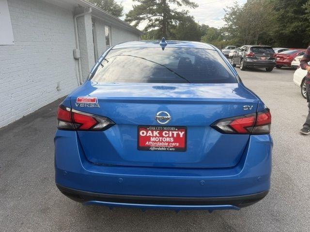Nissan Versa SV CVT 2021