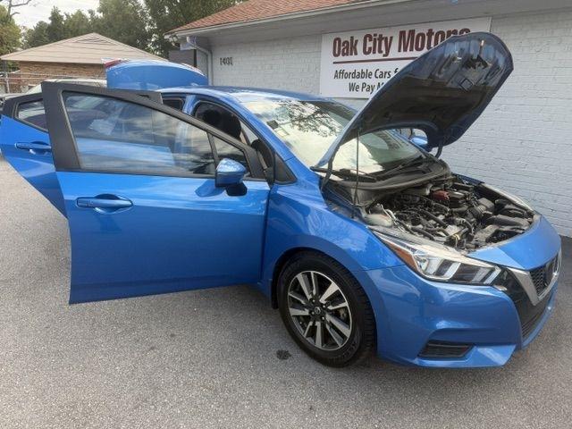 Nissan Versa SV CVT 2021