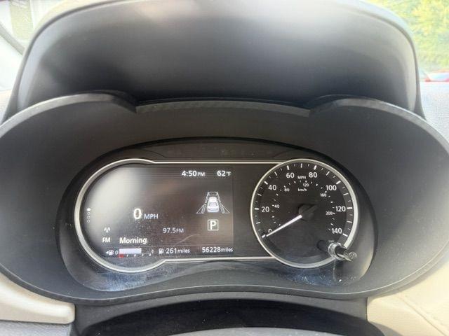 Nissan Versa SV CVT 2021