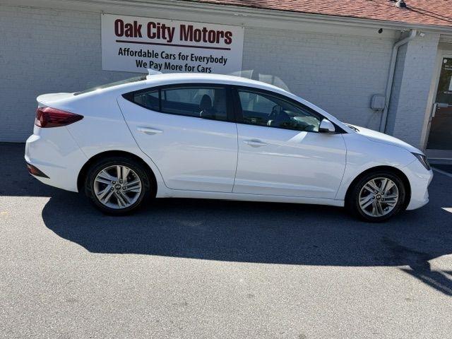 Hyundai Elantra SEL IVT 2020