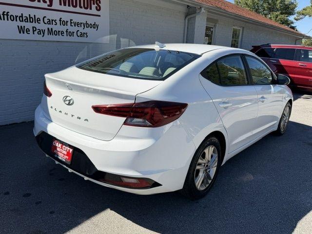 Hyundai Elantra SEL IVT 2020