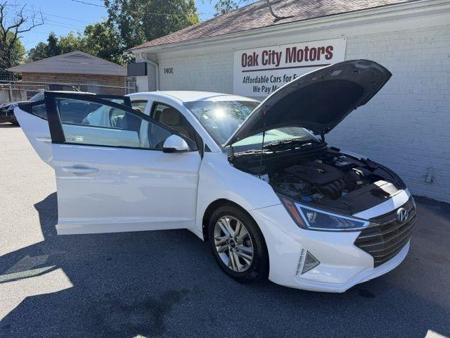 Hyundai Elantra SEL IVT 2020