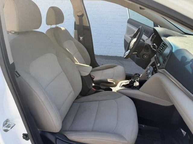 Hyundai Elantra SEL IVT 2020