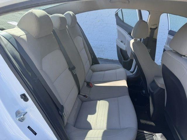 Hyundai Elantra SEL IVT 2020