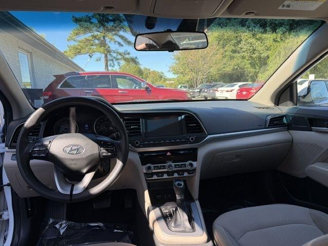 Hyundai Elantra SEL IVT 2020