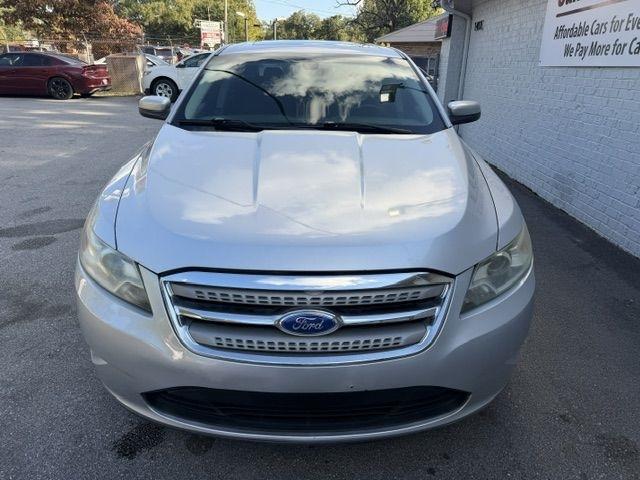 Ford Taurus 4dr Sdn SEL FWD 2011