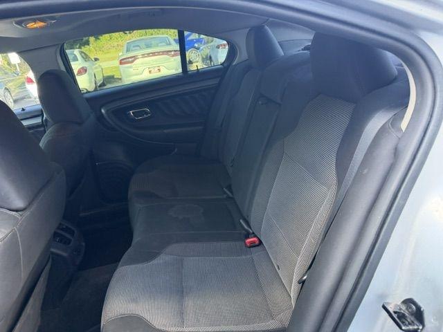 Ford Taurus 4dr Sdn SEL FWD 2011