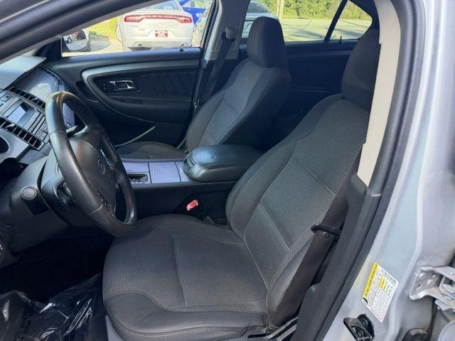 Ford Taurus 4dr Sdn SEL FWD 2011