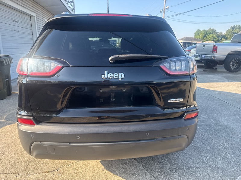 2019 Jeep Cherokee Latitude photo 4