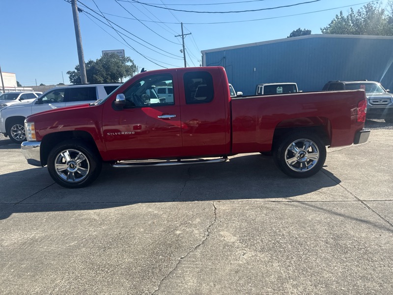 Chevrolet Silverado 1500 LT Ext. Cab Long Box 2WD 2013 Chevrolet Silverado 1500 LT Ext. Cab Long Box 2WD 2013