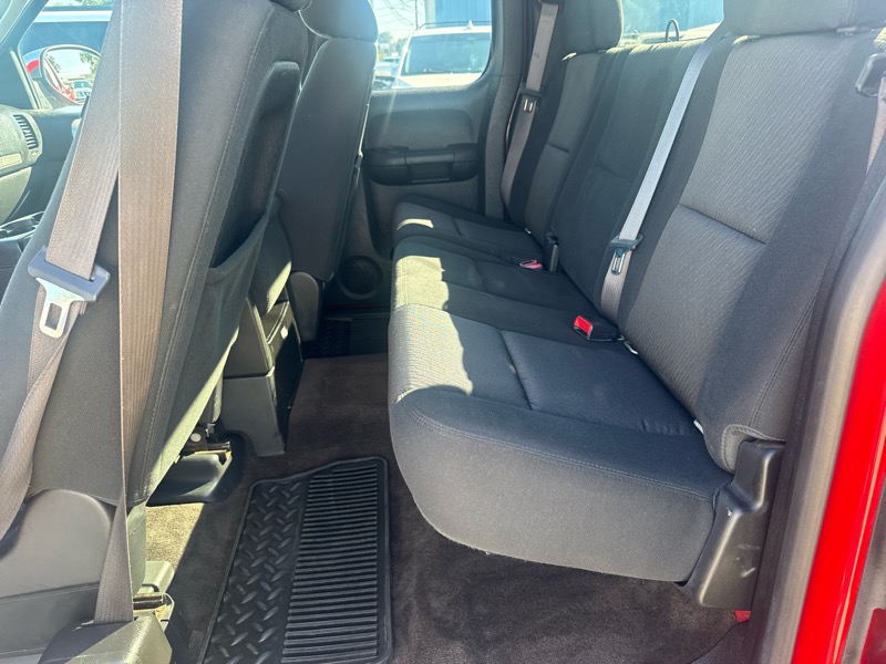 Chevrolet Silverado 1500 LT Ext. Cab Long Box 2WD 2013 Chevrolet Silverado 1500 LT Ext. Cab Long Box 2WD 2013