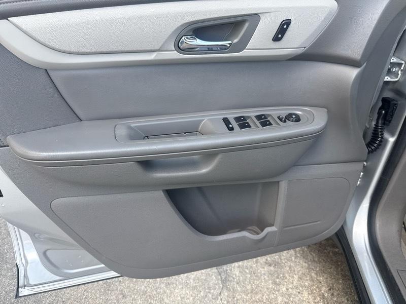 Chevrolet Traverse 1LT FWD 2015