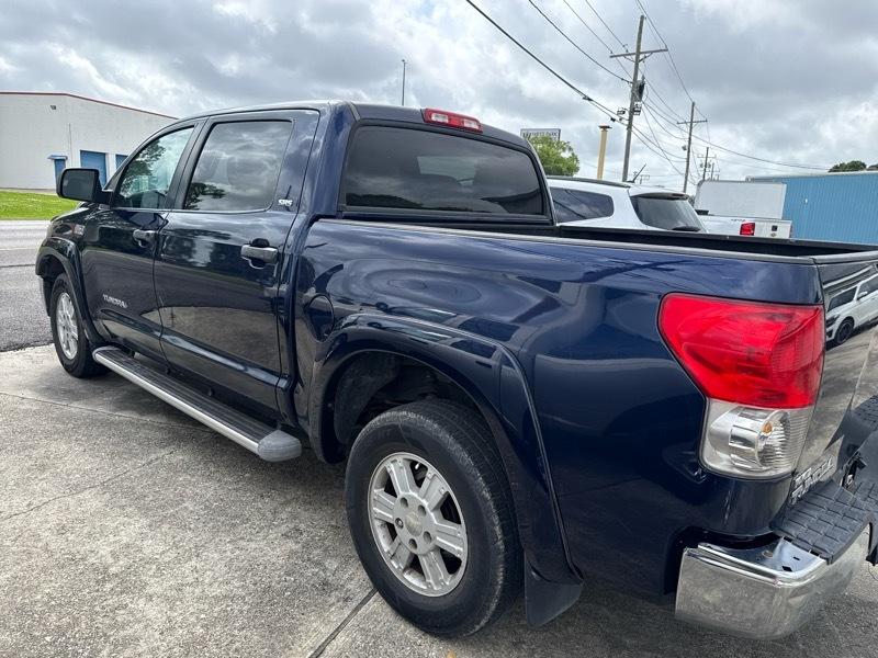 Toyota Tundra SR5 CrewMax 5.7L 2WD 2008