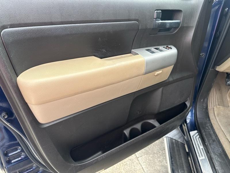 Toyota Tundra SR5 CrewMax 5.7L 2WD 2008