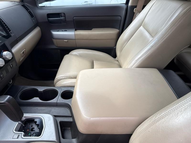 Toyota Tundra SR5 CrewMax 5.7L 2WD 2008