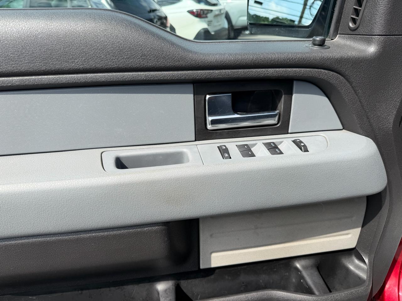 Ford F-150 4WD SuperCab 145" Lariat 2014