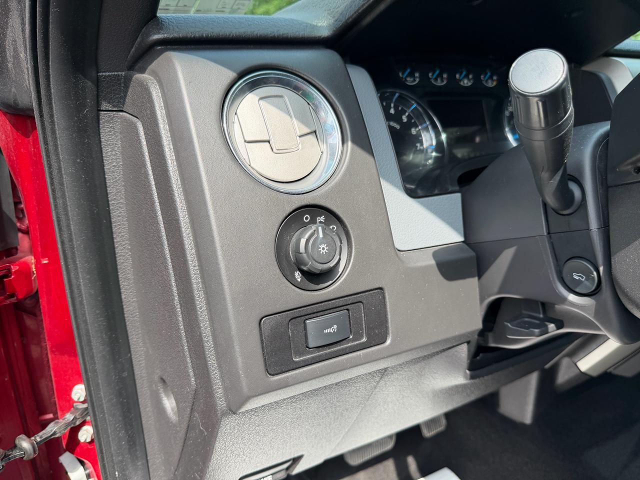Ford F-150 4WD SuperCab 145" Lariat 2014
