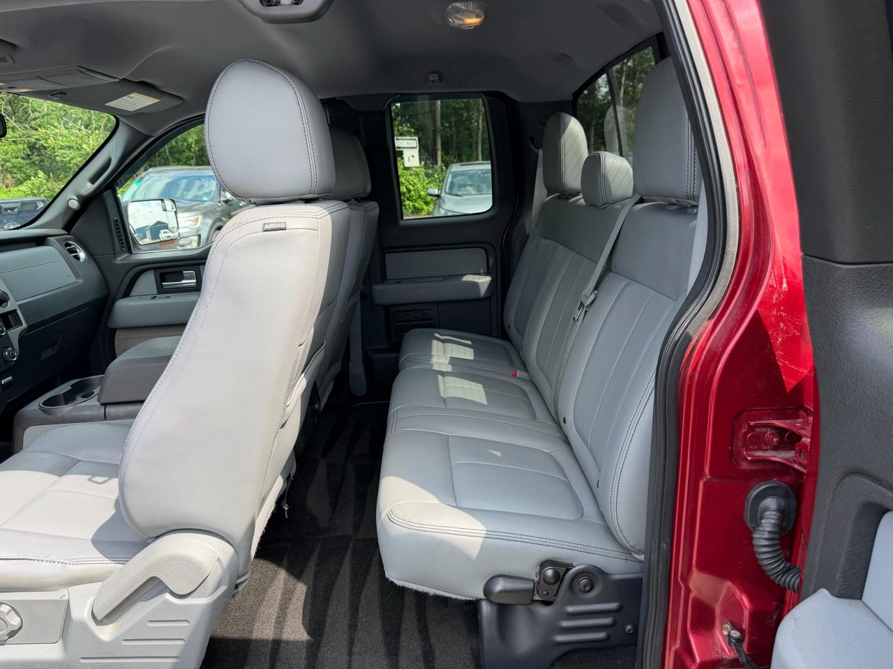 Ford F-150 4WD SuperCab 145" Lariat 2014
