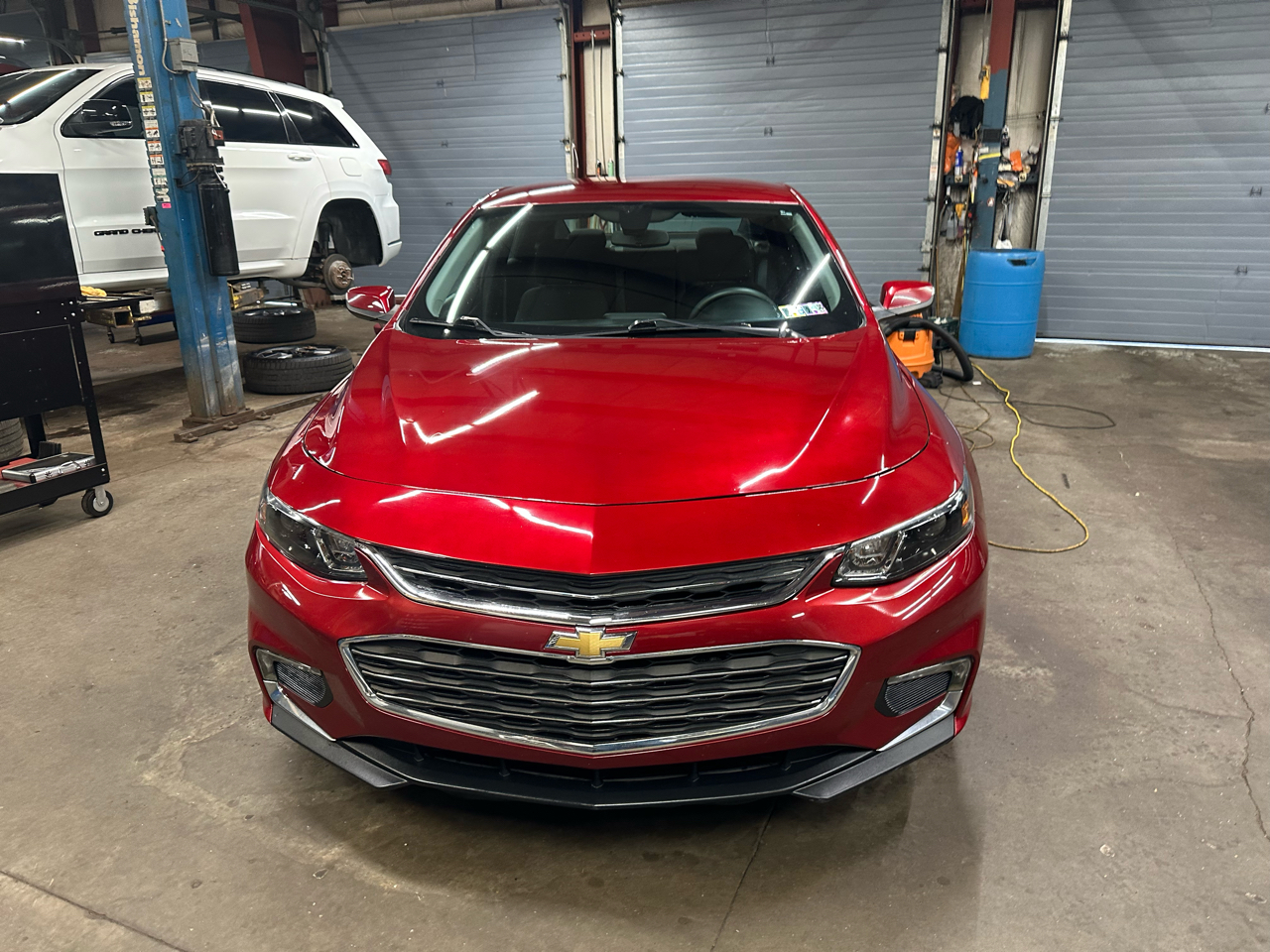 Chevrolet Malibu 4dr Sdn LT w/1LT 2017 Chevrolet Malibu 4dr Sdn LT w/1LT 2017