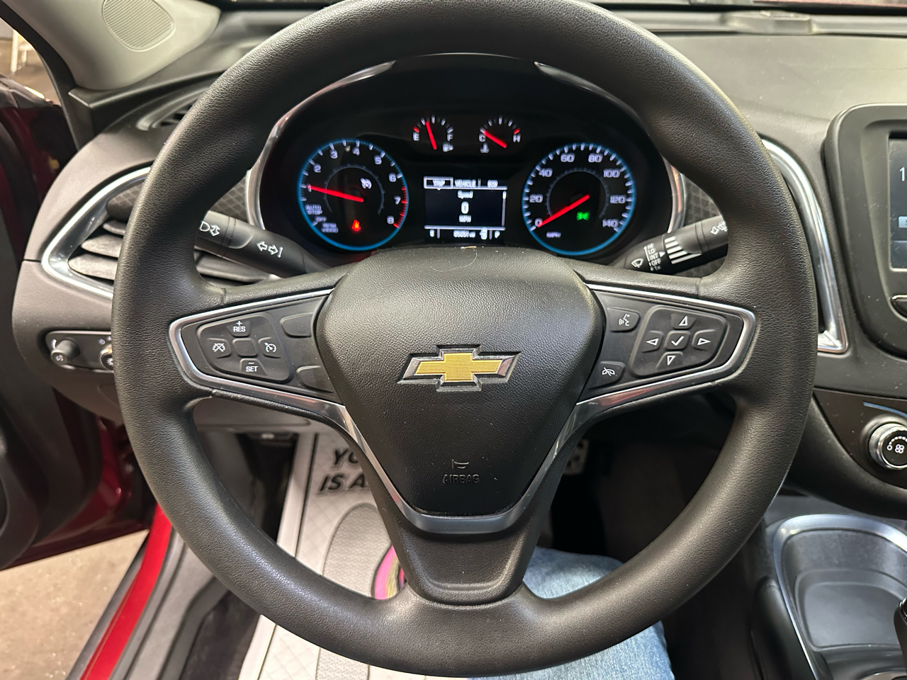 Chevrolet Malibu 4dr Sdn LT w/1LT 2017 Chevrolet Malibu 4dr Sdn LT w/1LT 2017