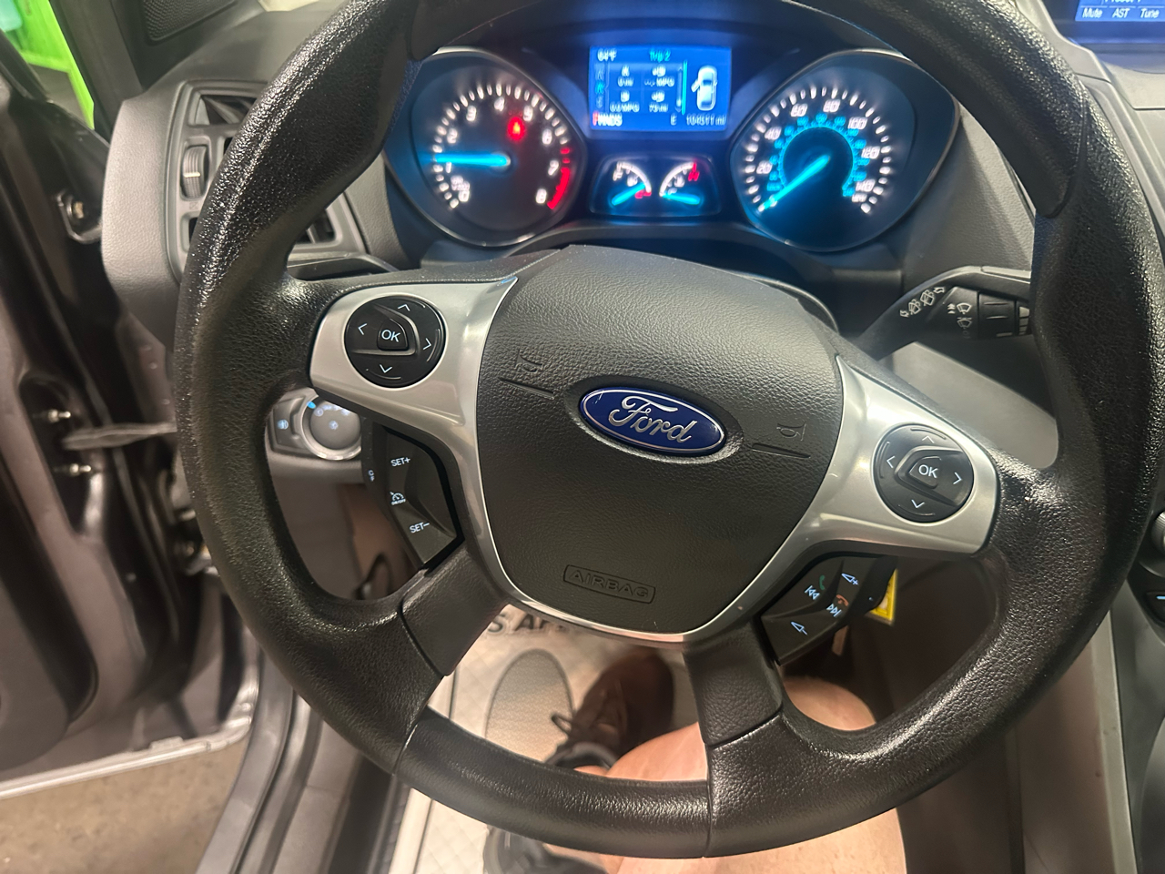 Ford Escape 4WD 4dr SE 2014 Ford Escape 4WD 4dr SE 2014