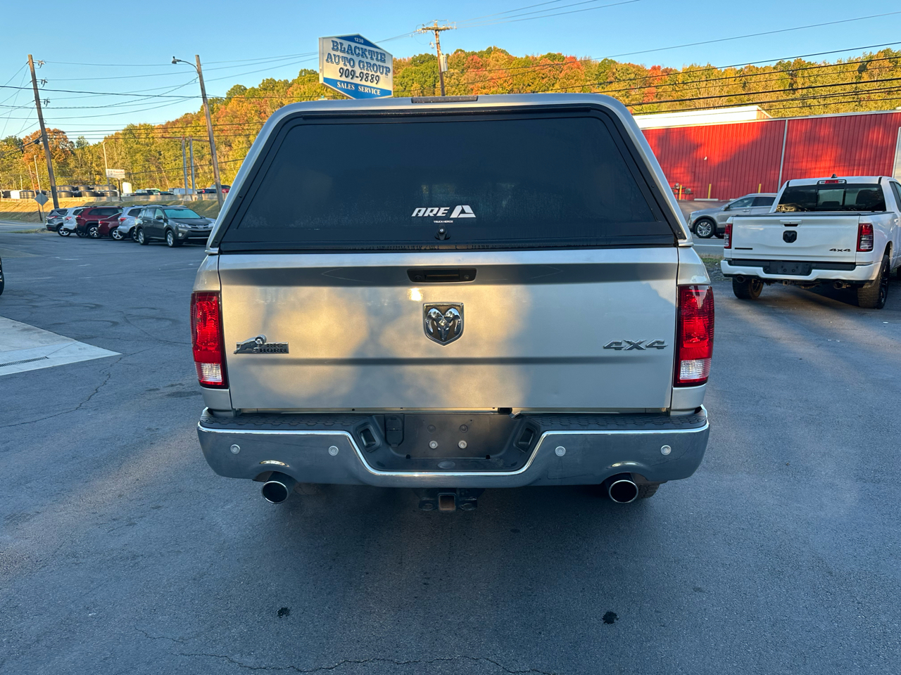 RAM 1500 Big Horn 4x4 Crew Cab 5'7" Box 2017 RAM 1500 Big Horn 4x4 Crew Cab 5'7" Box 2017