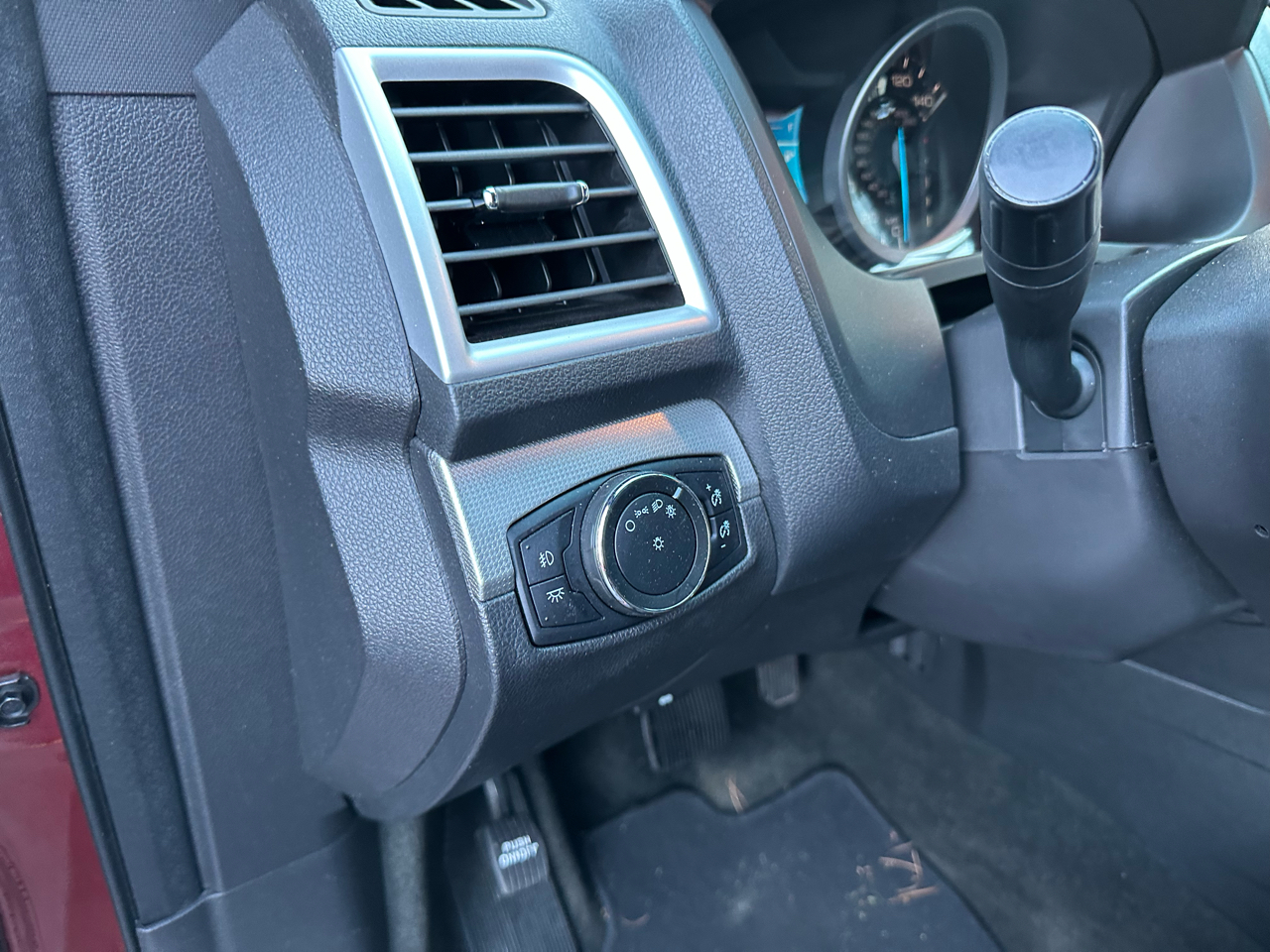 Ford Explorer 4WD 4dr XLT 2014 Ford Explorer 4WD 4dr XLT 2014